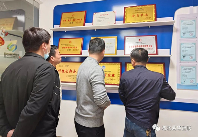 安徽客戶蒞臨我司，實(shí)地進(jìn)行參觀考察