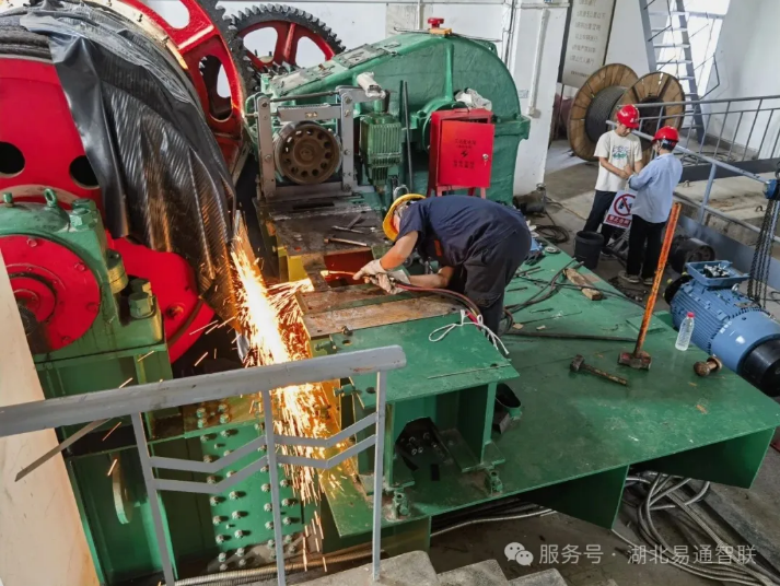 葛洲壩一號船閘事故門｜硬件更迭煥新升級